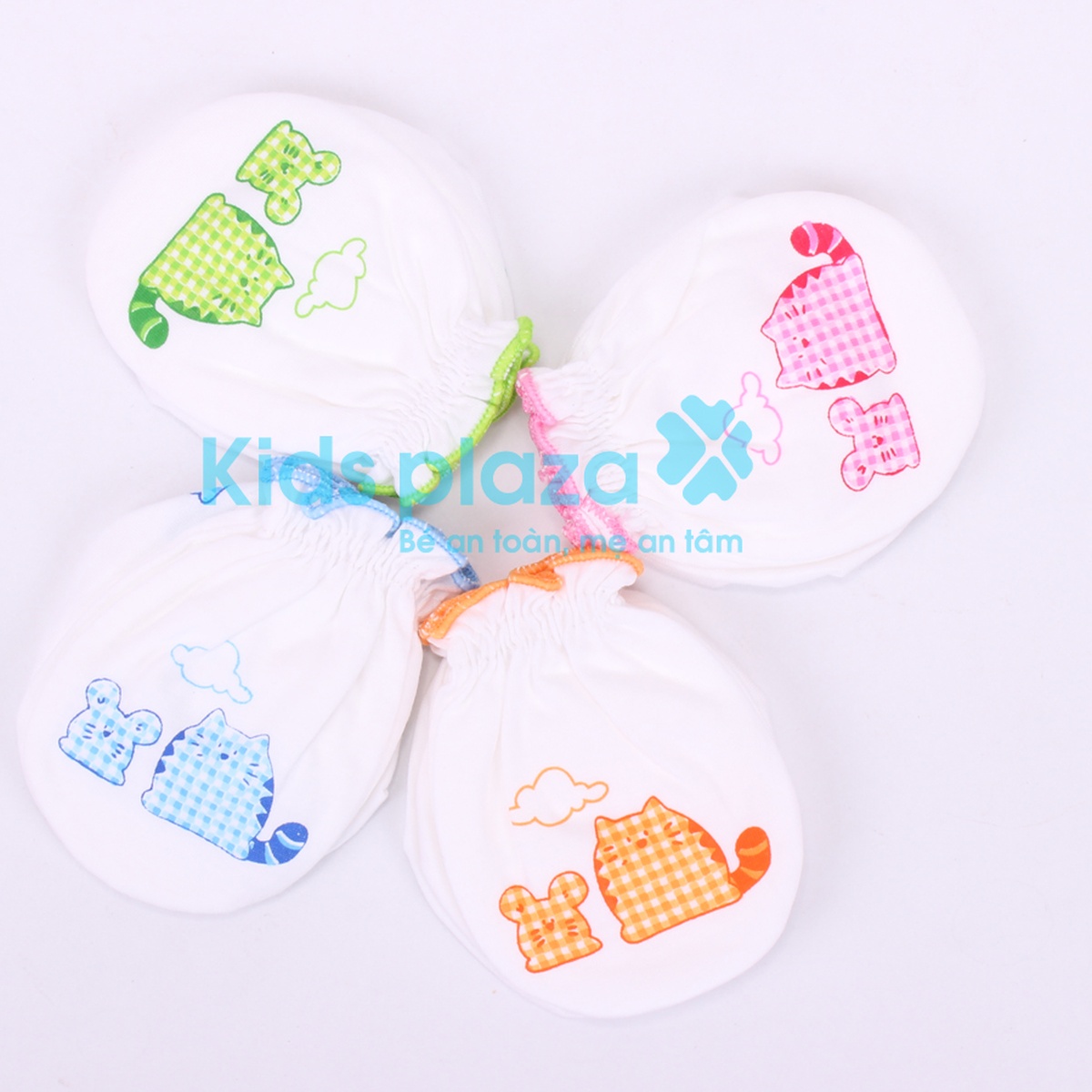 Bộ bao tay, bao chân sơ sinh BabyHood - mặt trái