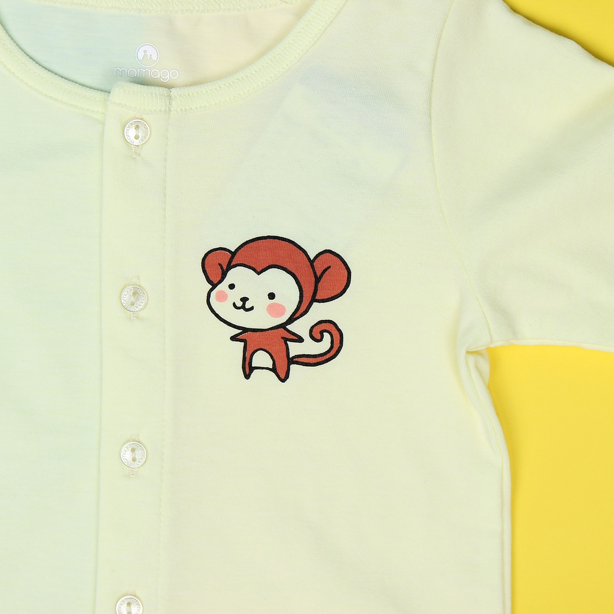 Áo sơ sinh cài giữa tay dài Mamago Vera K19 (Vàng) - mặt trái
