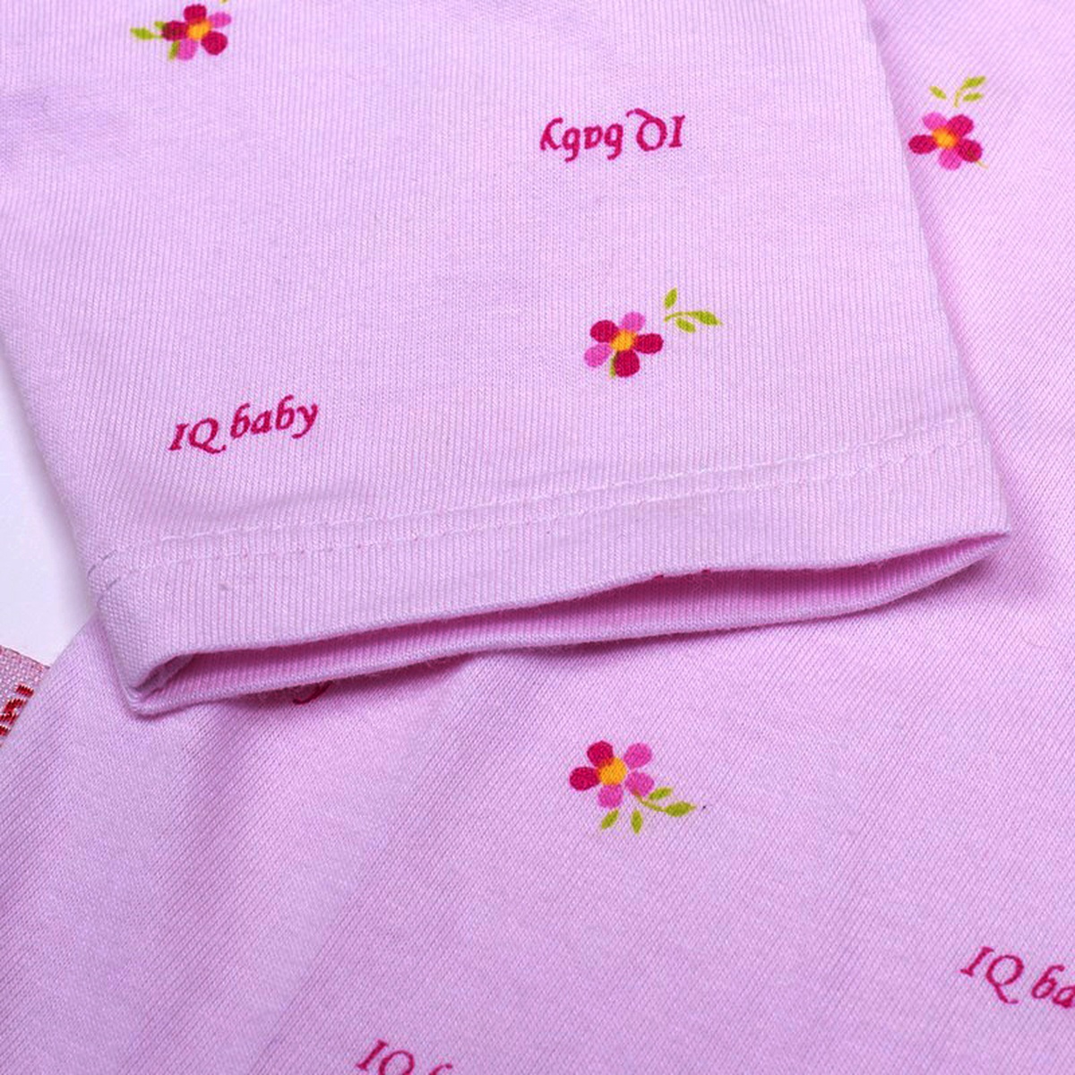 Áo sơ sinh tay dài cài lệch IQ Baby (Hồng phấn) - mặt phải