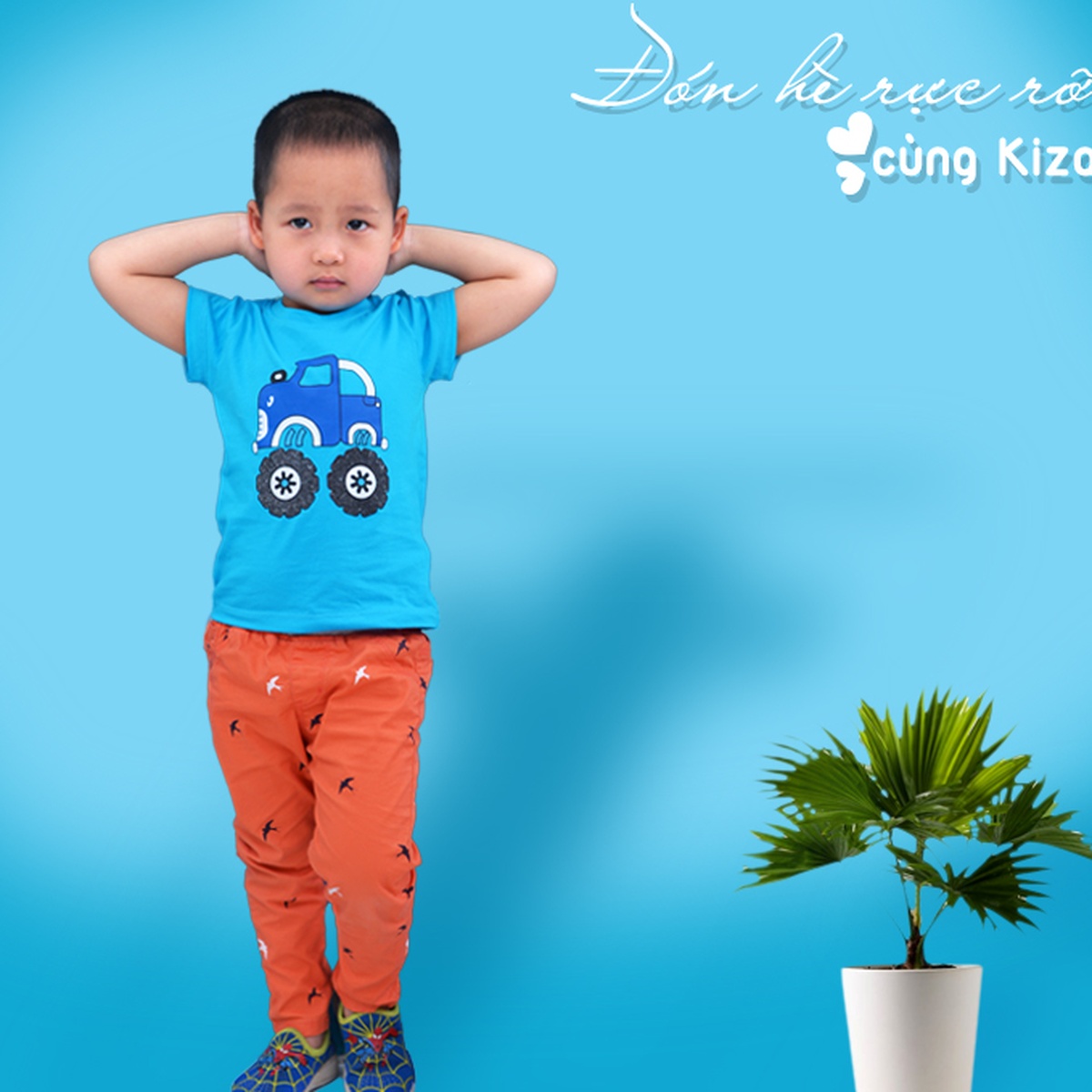 Áo tay ngắn bé trai in hình máy cày Kiza