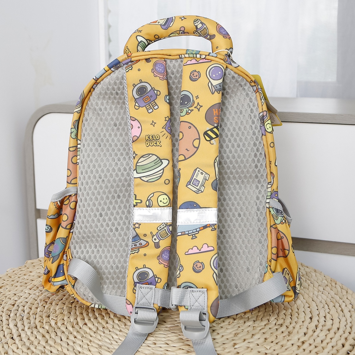 Balo KidsPlaza hình máy xúc 25KP-BP06 (Vàng) - mặt trái