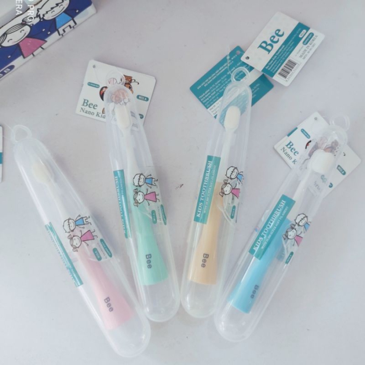 Bàn chải trẻ em Bee W33A lông siêu mềm (Màu ngẫu nhiên) - hình 7