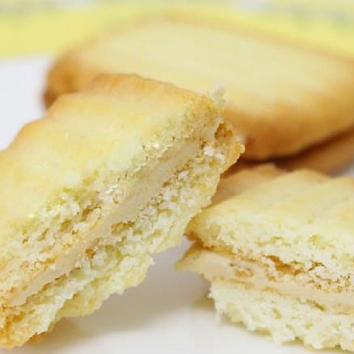 Bánh cookie Morinaga 119g - mặt phải