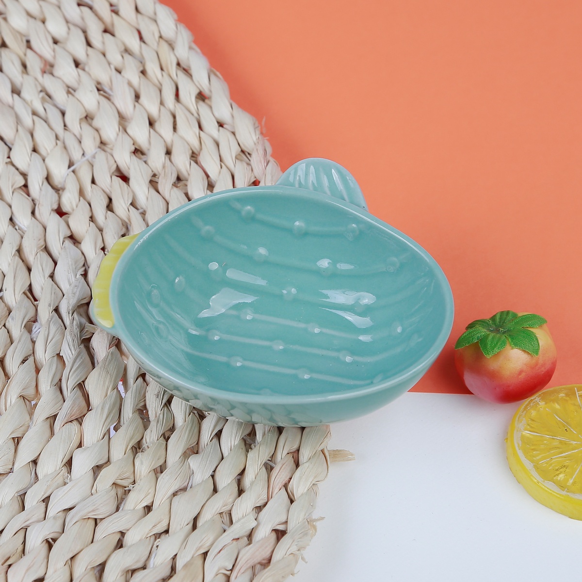 Bát ăn dặm hình hoa quả ngộ nghĩnh AC (Màu ngẫu nhiên) - mặt sau