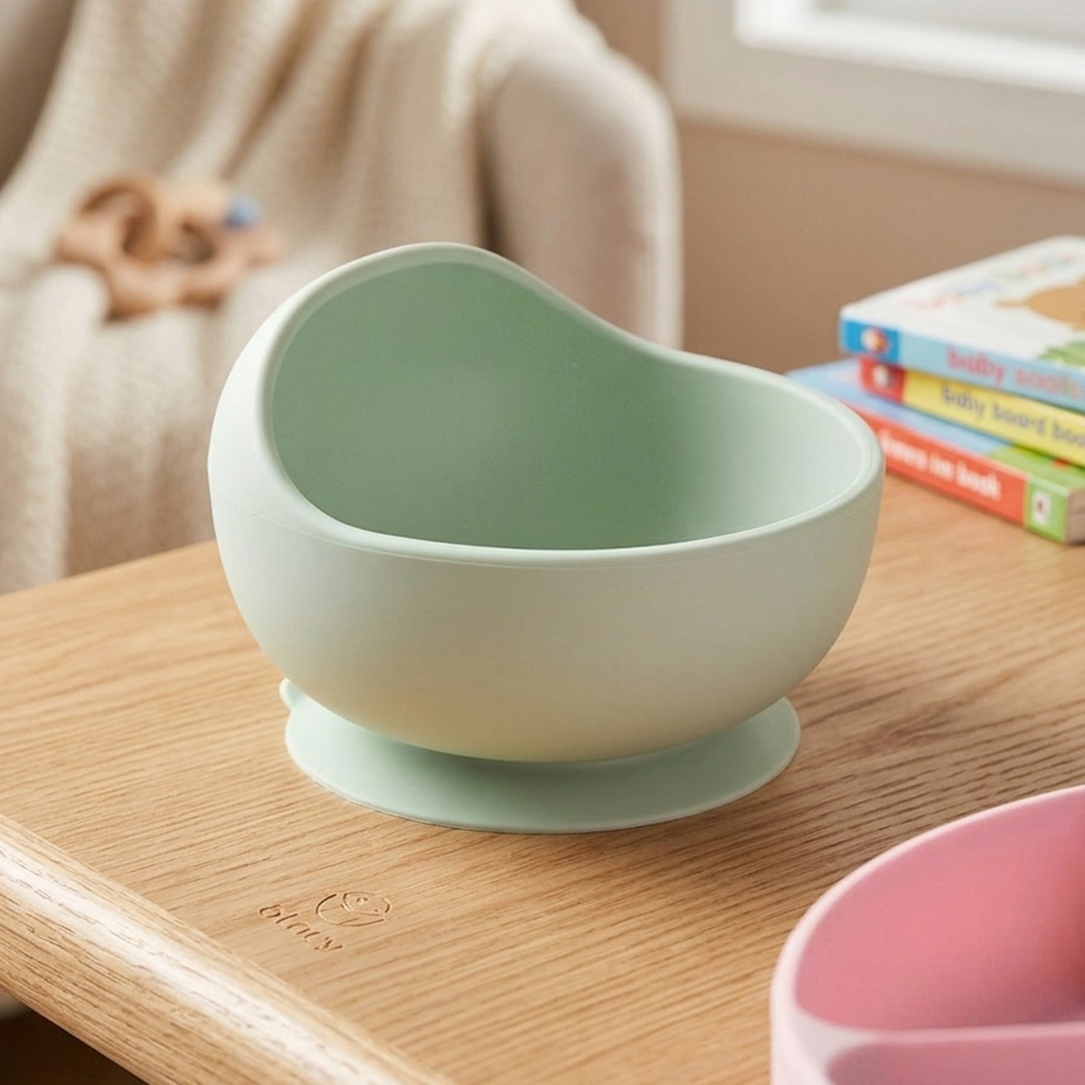 Bát ăn dặm Silicone Kamidi chống lật Xanh/Be (Màu ngẫu nhiên) - mặt sau