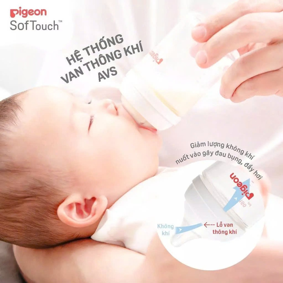 Bình sữa Pigeon PP họa tiết Thu/Đông 240ml - mặt phải