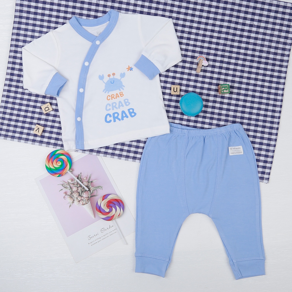 Bộ bé trai dài tay cài giữa tam giác Otis KidsPlaza ND22T (Trắng Xanh)