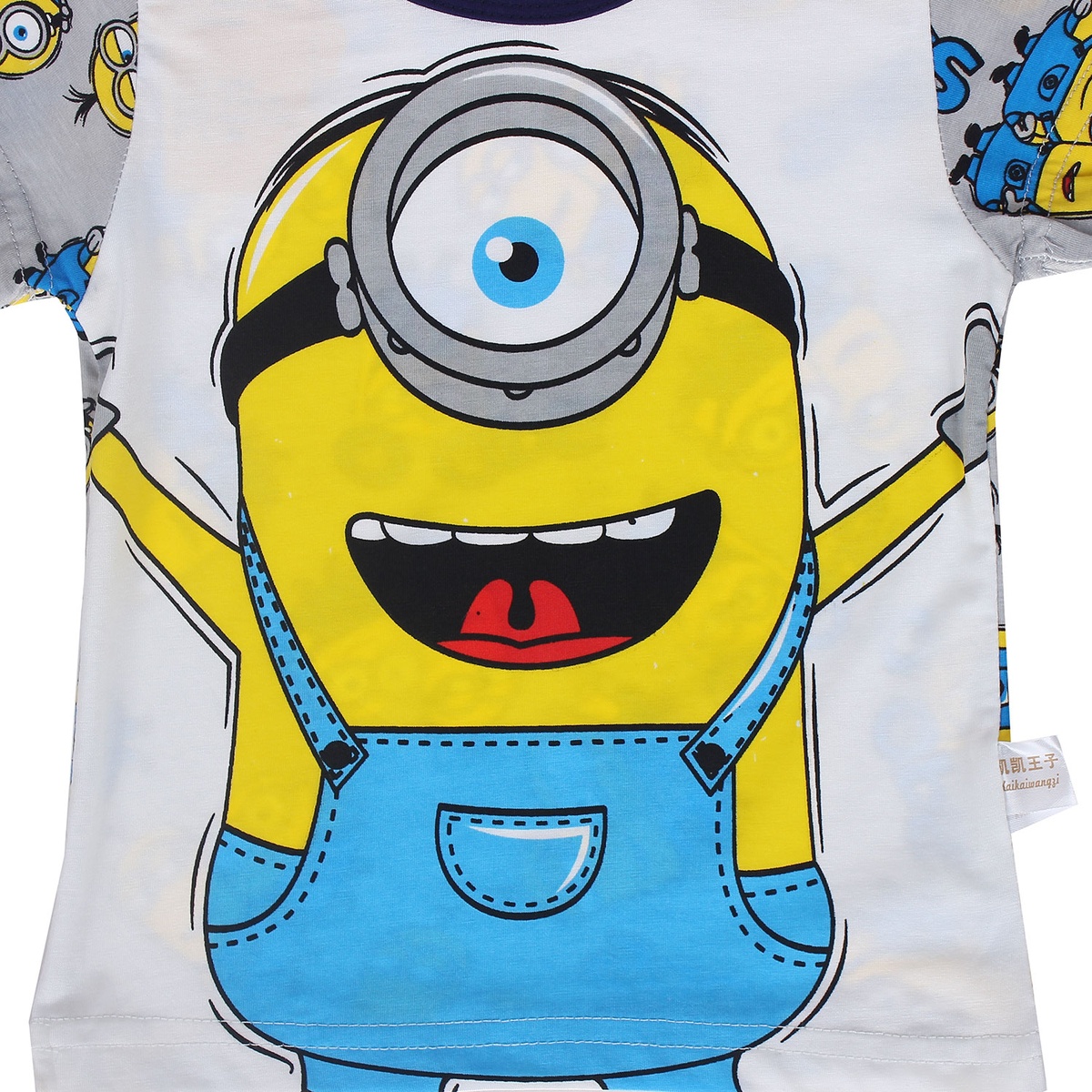 Bộ cotton Lei in hình Minion  - mặt trái