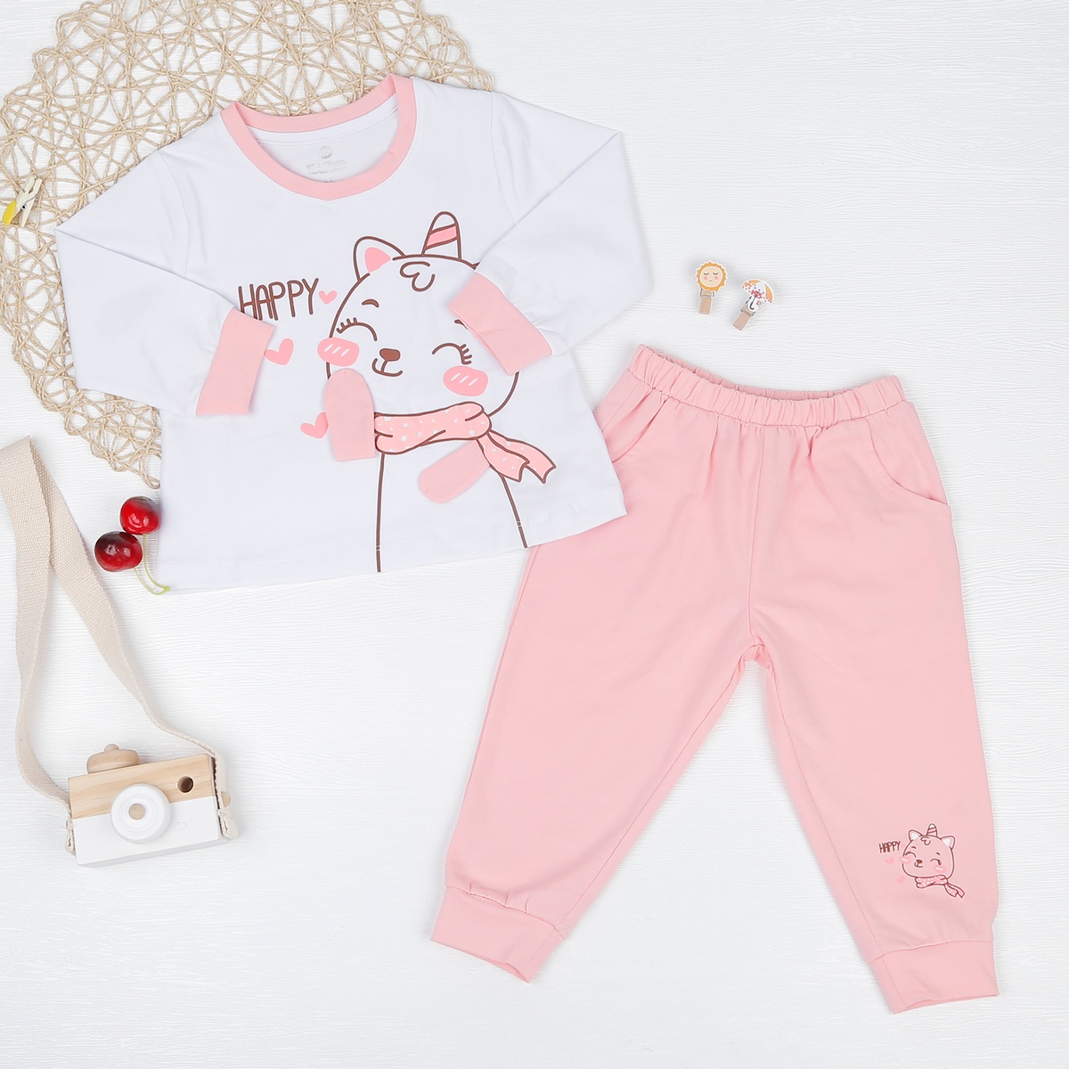 Bộ dài tay bé gái KidsPlaza in Happy Trắng TT22T