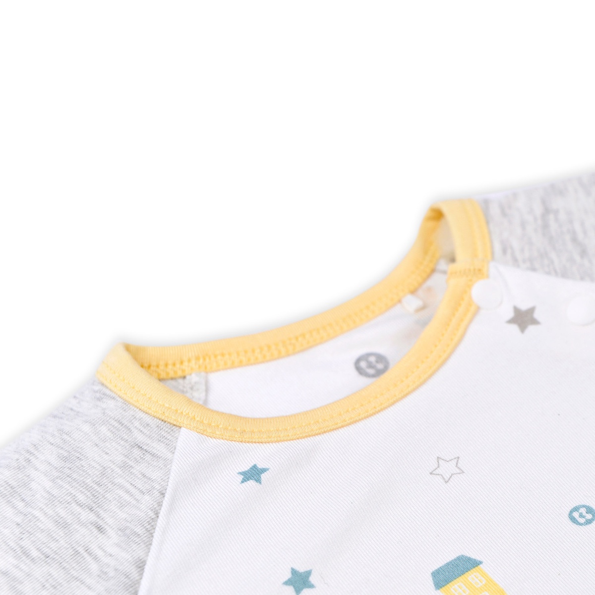 Bộ quần áo bé trai cộc tay cài vai Otis KidsPlaza ND22H - mặt trái