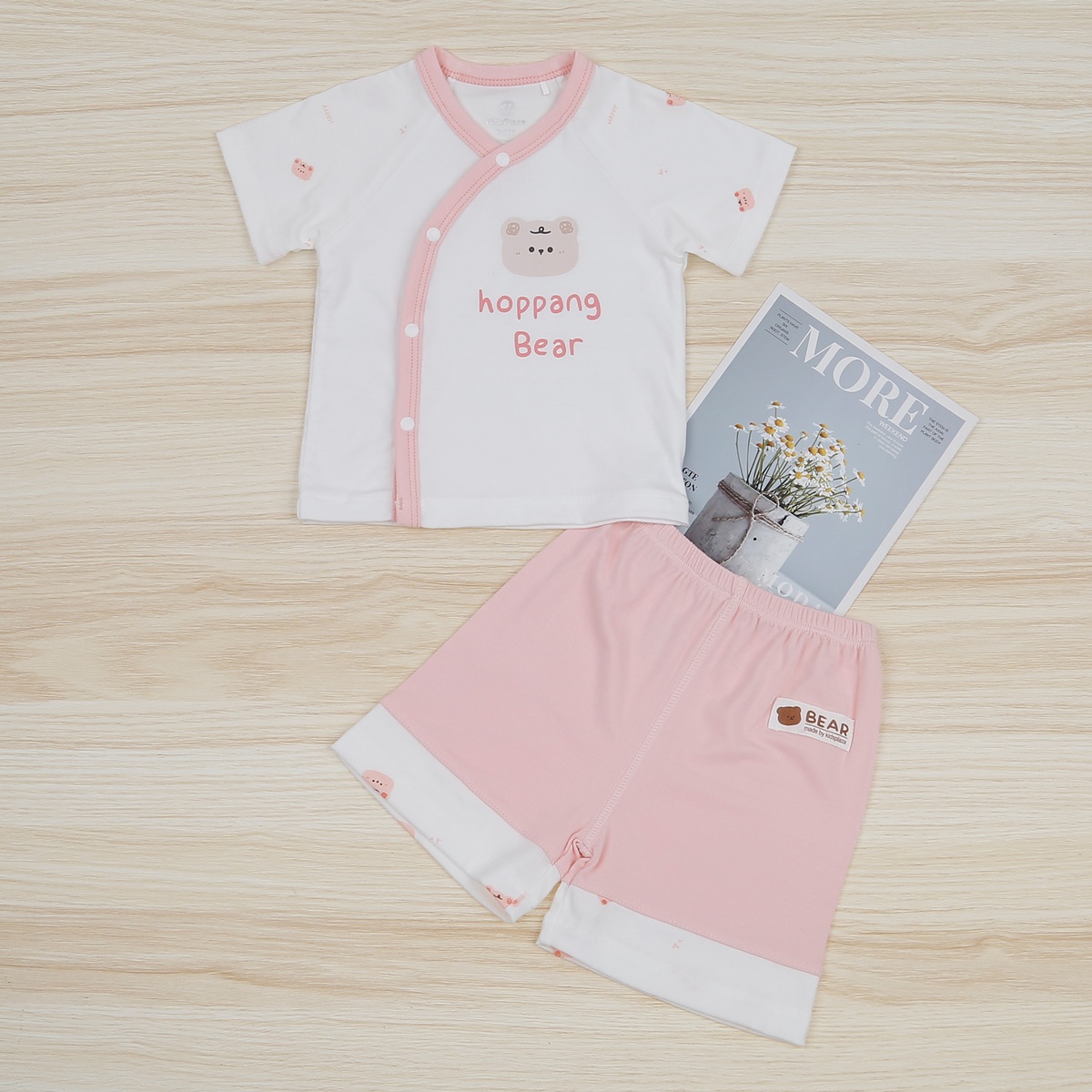 Bộ quần áo cộc tay cài lệch KidsPlaza Otis ND23H (Trắng hồng)