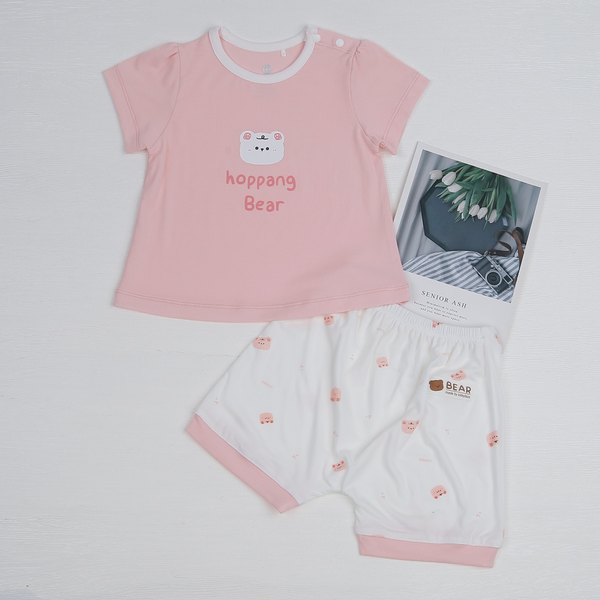 Bộ quần áo cộc tay cài vai KidsPlaza Otis gấu ND23H