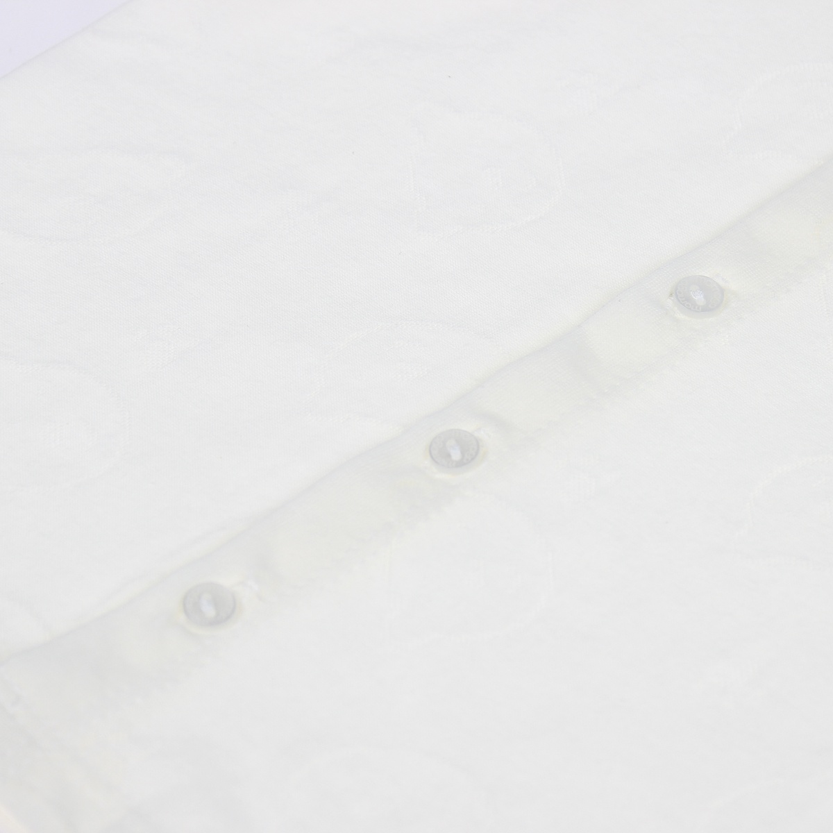 Bộ sơ sinh bé trai Neil cài giữa cộc tay Mamago HN20H (Trắng) 6-9M - mặt sau