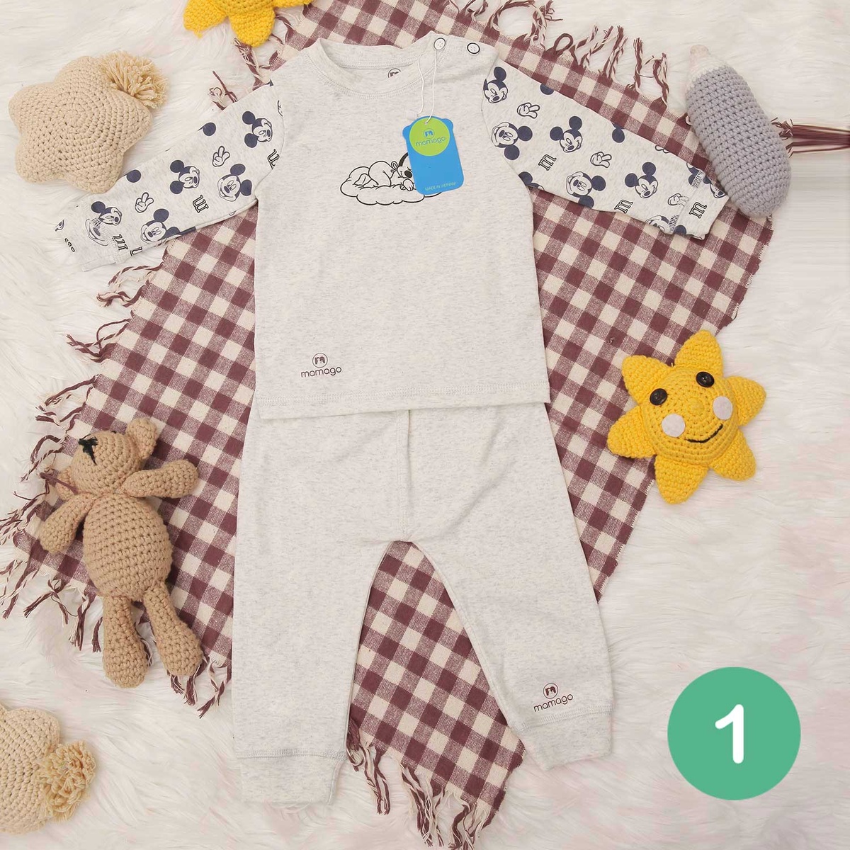 Quần áo sơ sinh cài vai in chuột Mickey Mamago (Ghi) 6-24M - mặt trái