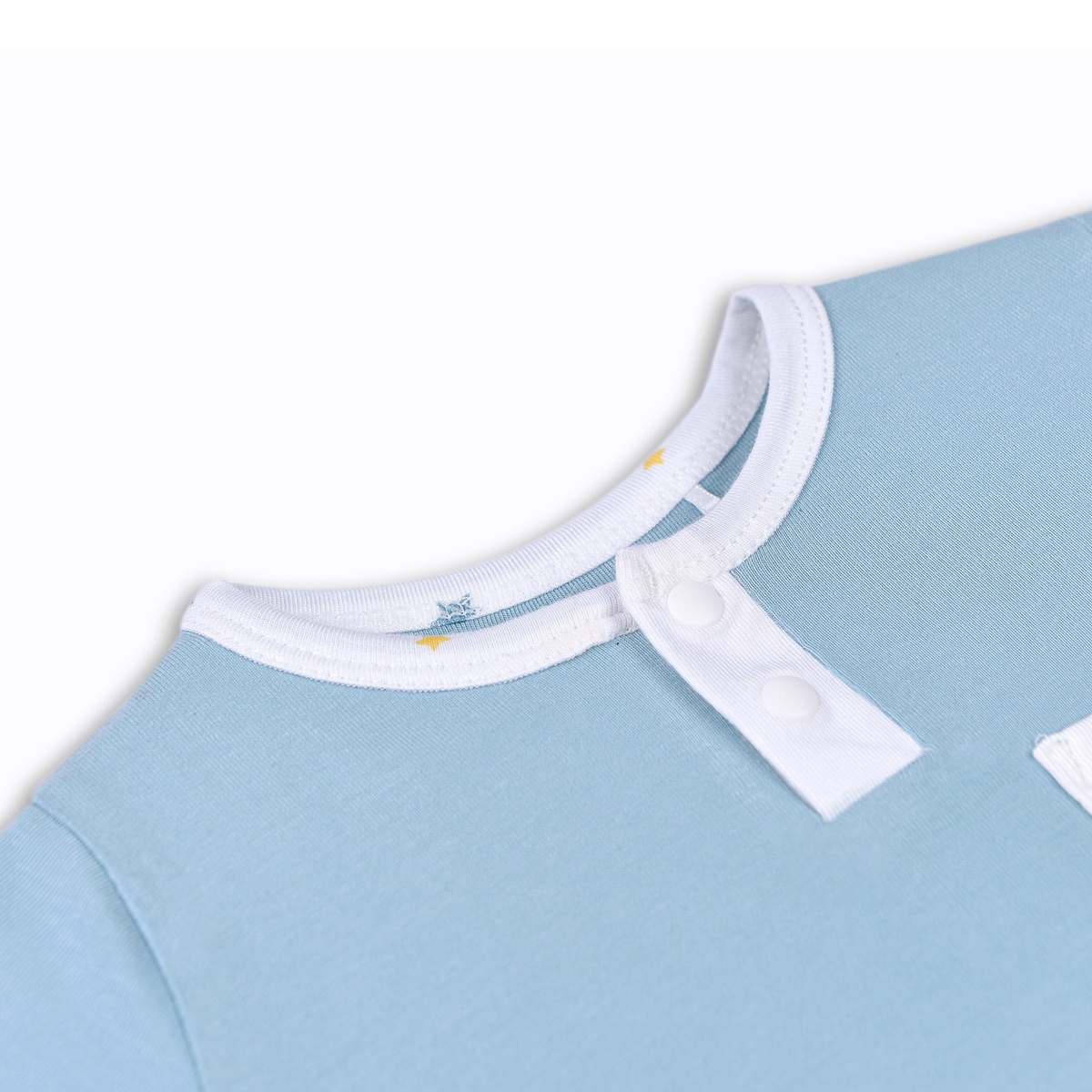 Body cộc tay bé trai Otis xanh trắng KidsPlaza ND22H - mặt trái