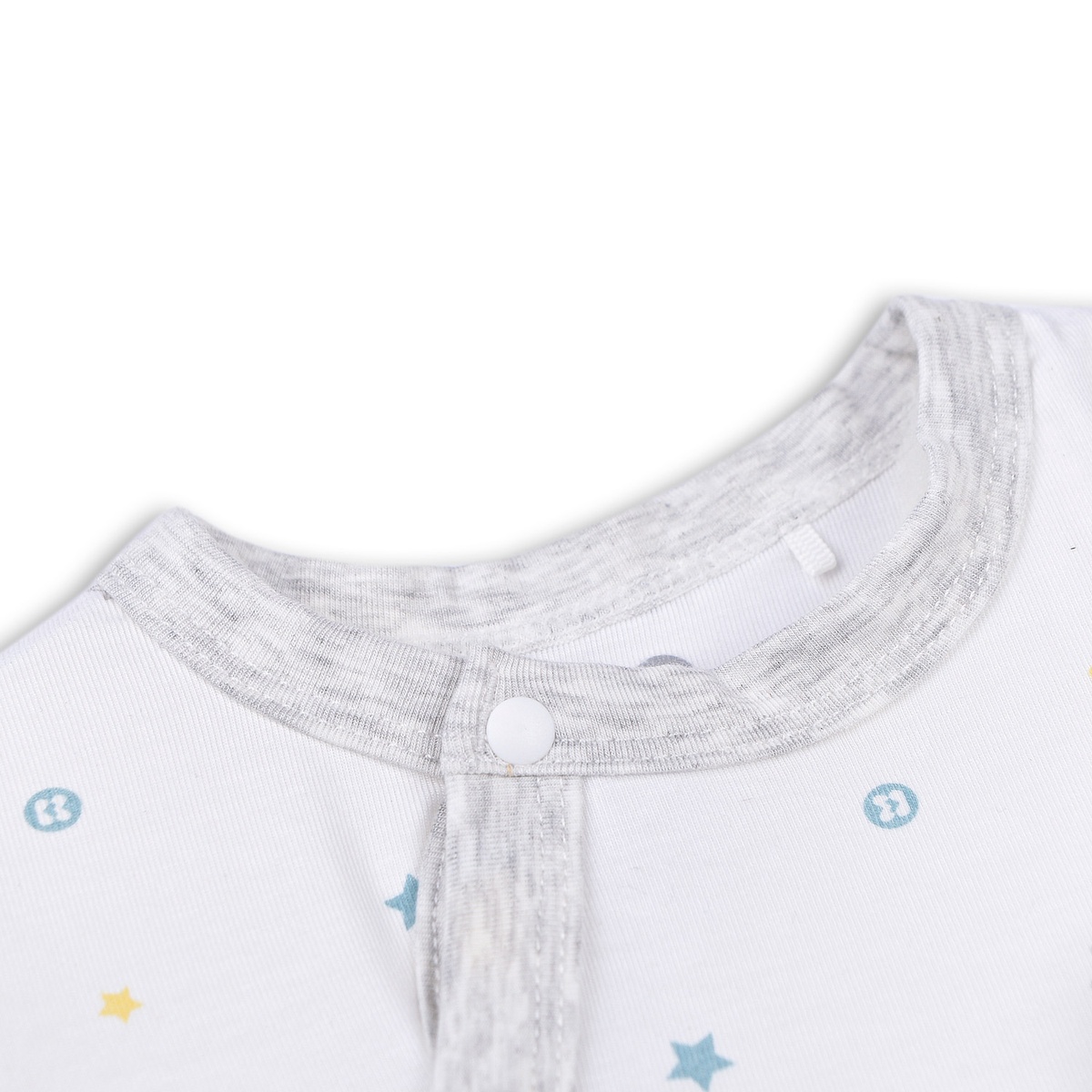 Body dài cài lệch bé trai Otis in ngôi nhà KidsPlaza ND22H (Trắng) - mặt phải