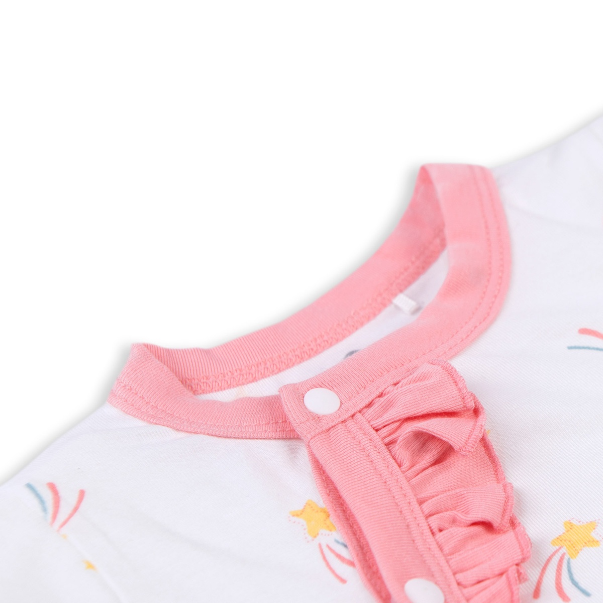 Body dài cài lệch sao vàng bé gái KidsPlaza ND22H (Trắng) - mặt phải