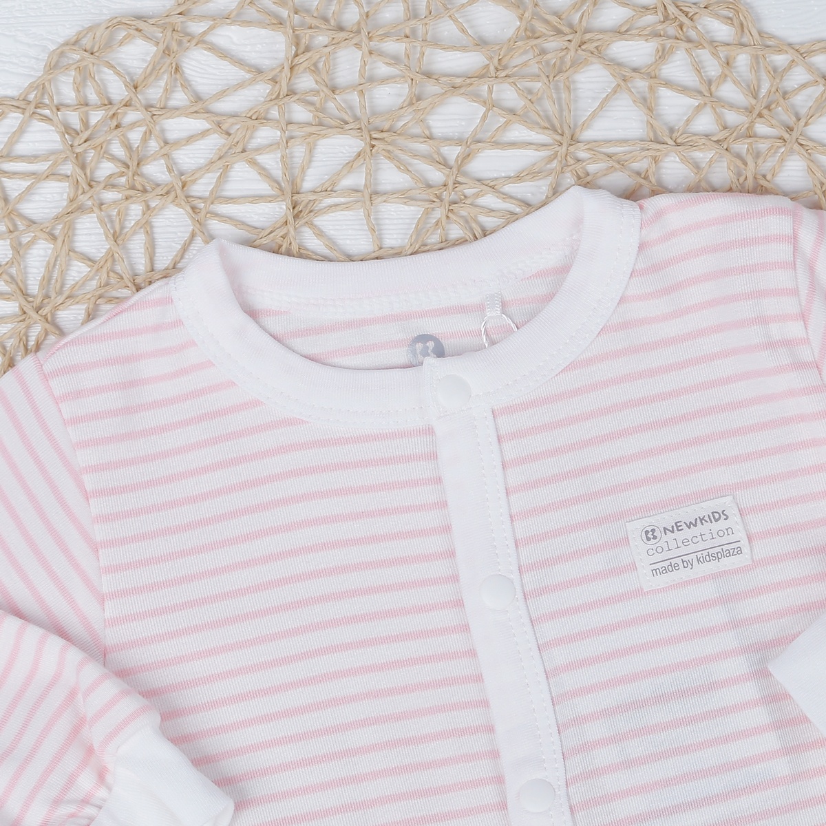 Body dài tay Otis cài giữa KidsPlaza kẻ hồng ND22T - mặt trái