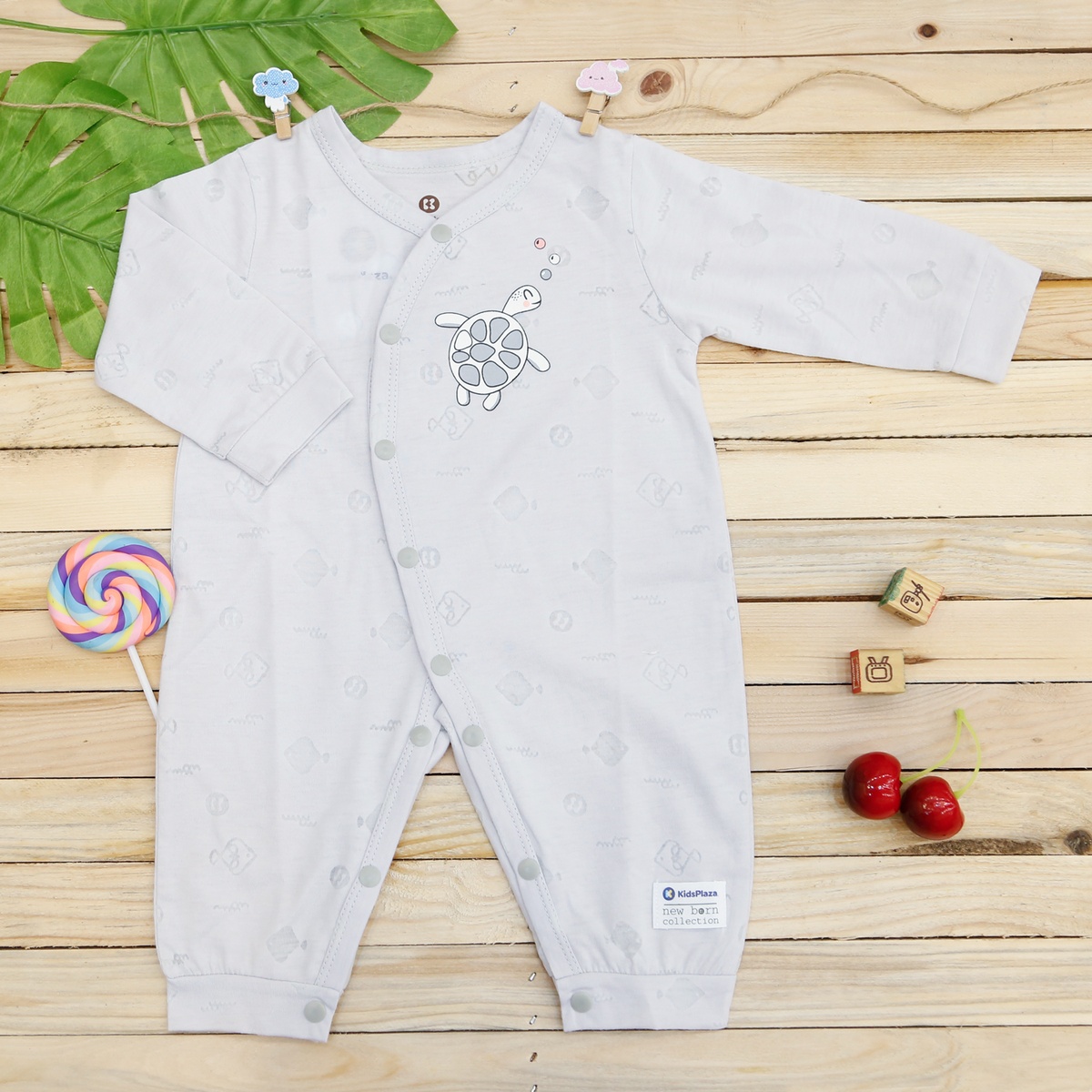 Body sơ sinh dài tay KidsPlaza in rùa HN21T (Ghi)