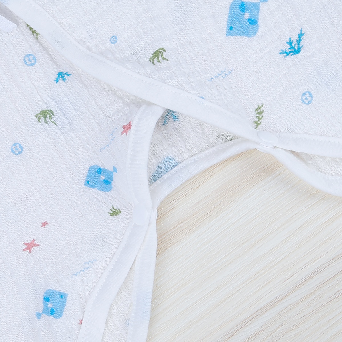  Body xô buộc dây in cá KidsPlaza M21H - góc nghiêng