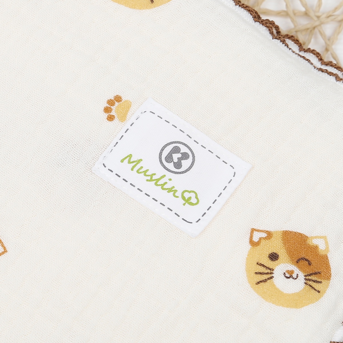 Chăn đa năng Kids Plaza Muslin hình chú mèo PG23 - mặt trái