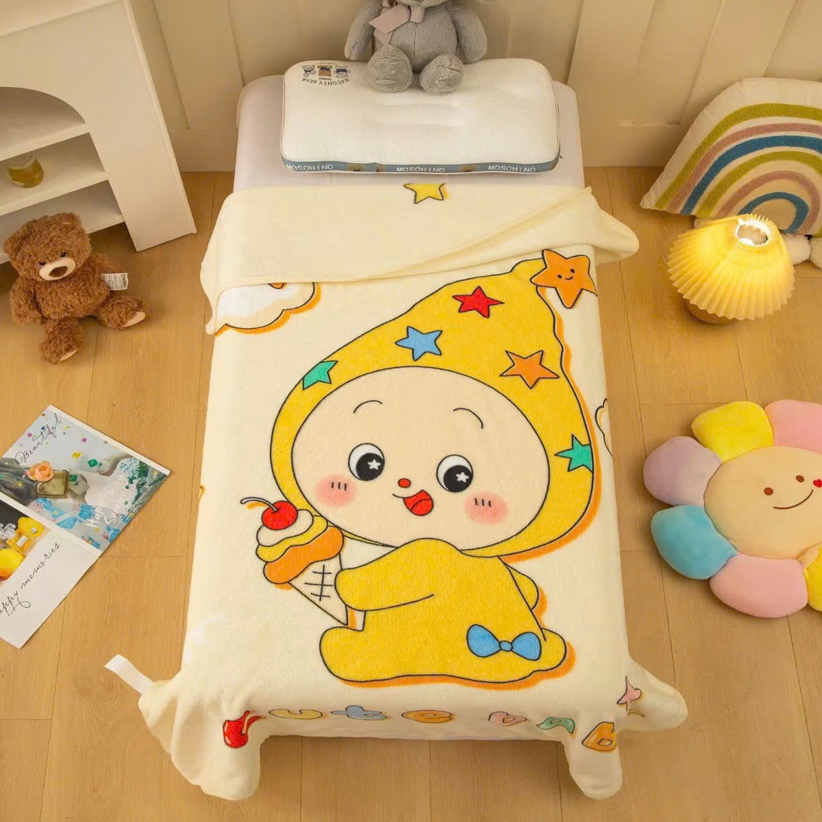 Chăn lông bé gái TopKids AC25 (Họa tiết ngẫu nhiên) - hình 6