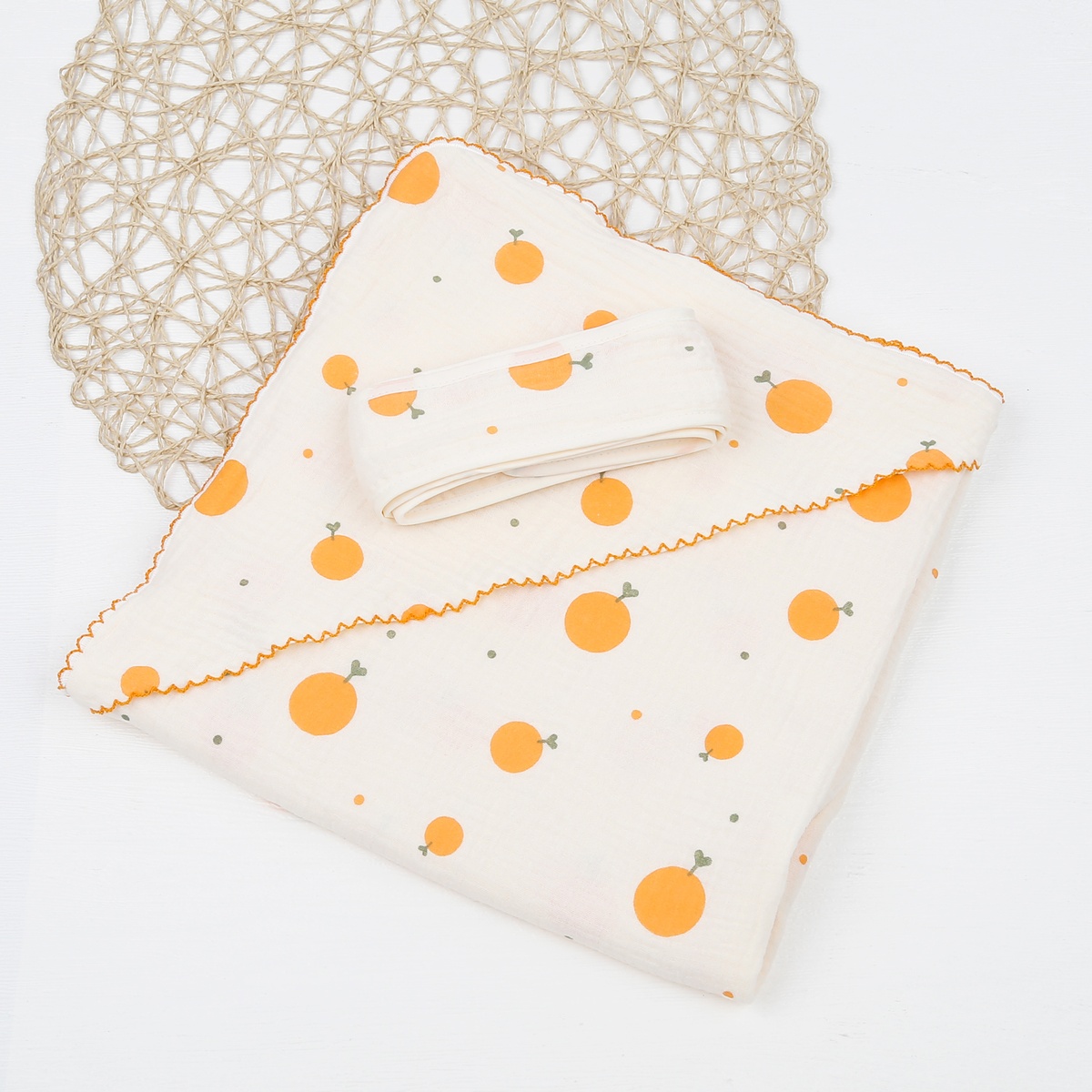 Chăn Ủ Kids Plaza Muslin có mũ hình quả cam PG23 - mặt trái