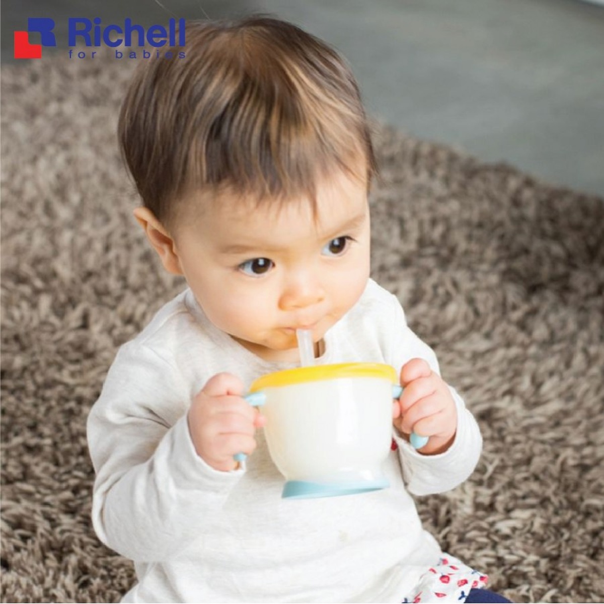 Cốc tập uống 3 giai đoạn RICHELL RC22012 (Màu ngẫu nhiên) - mặt phải