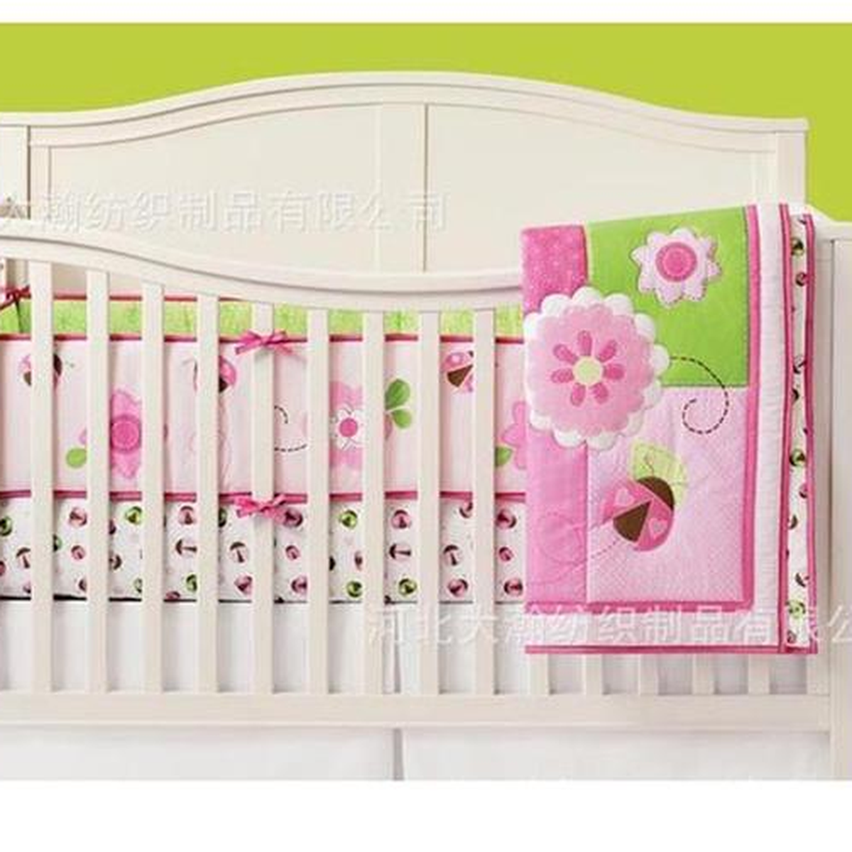 Bộ Full set cho cũi ba món (Quây, ga, chăn đắp) - góc nghiêng