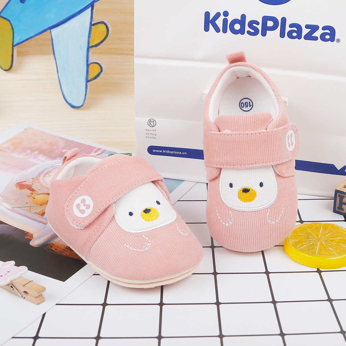 Giày tập đi KidsPlaza 22K-S4 hình gấu (Hồng)