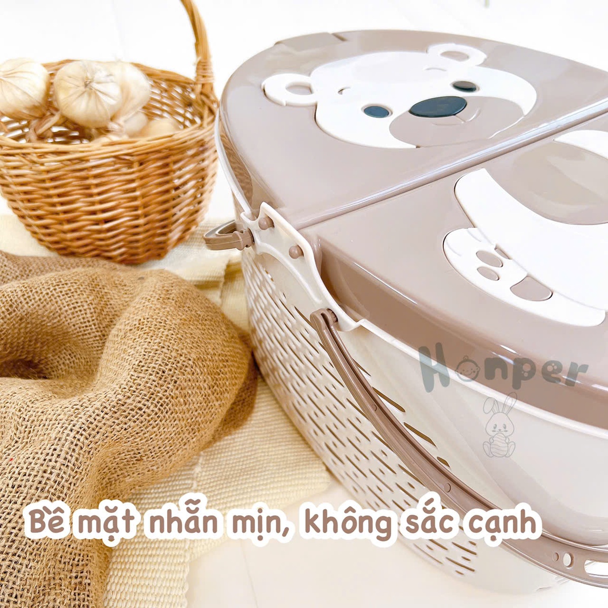 Giỏ đi sinh hình Gấu Honper HP-125 (Màu ngẫu nhiên) - mặt trái