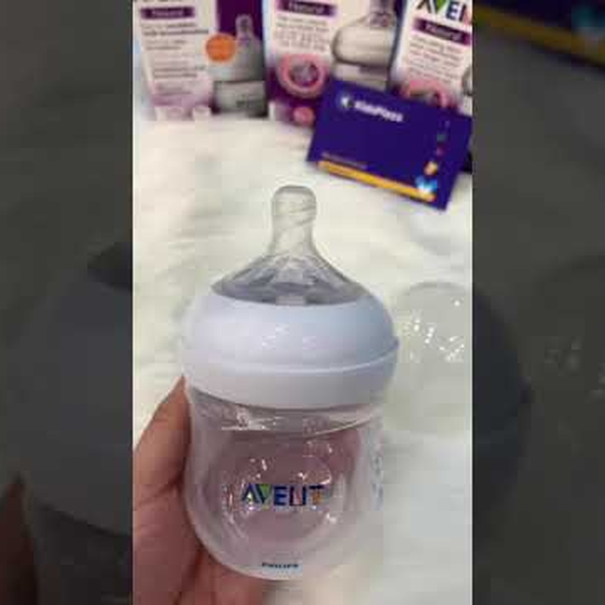 Bình sữa Avent 125ml (0 - 6 tháng) - video