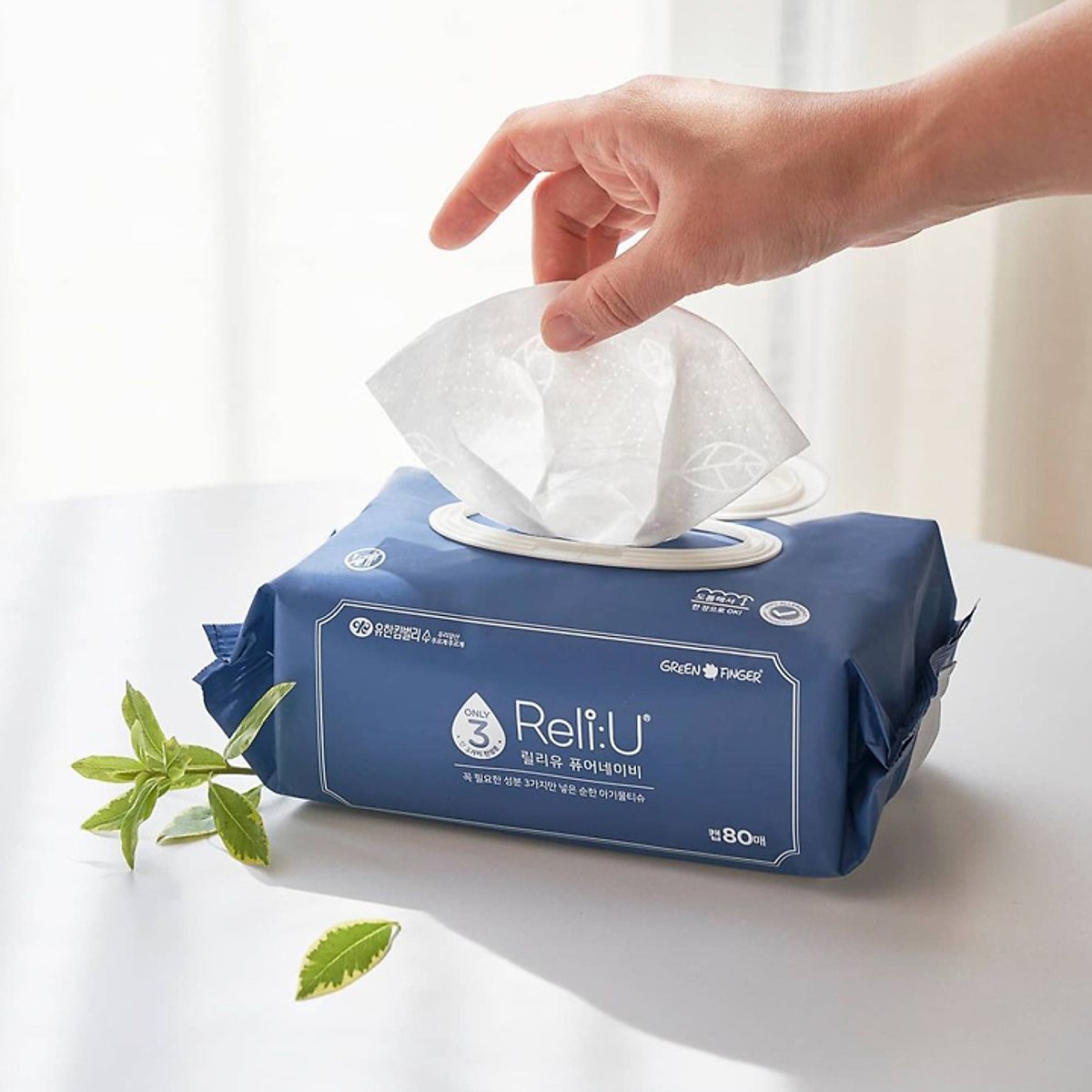 Khăn ướt Greenfinger 80pcs (Xanh navy) - mặt phải