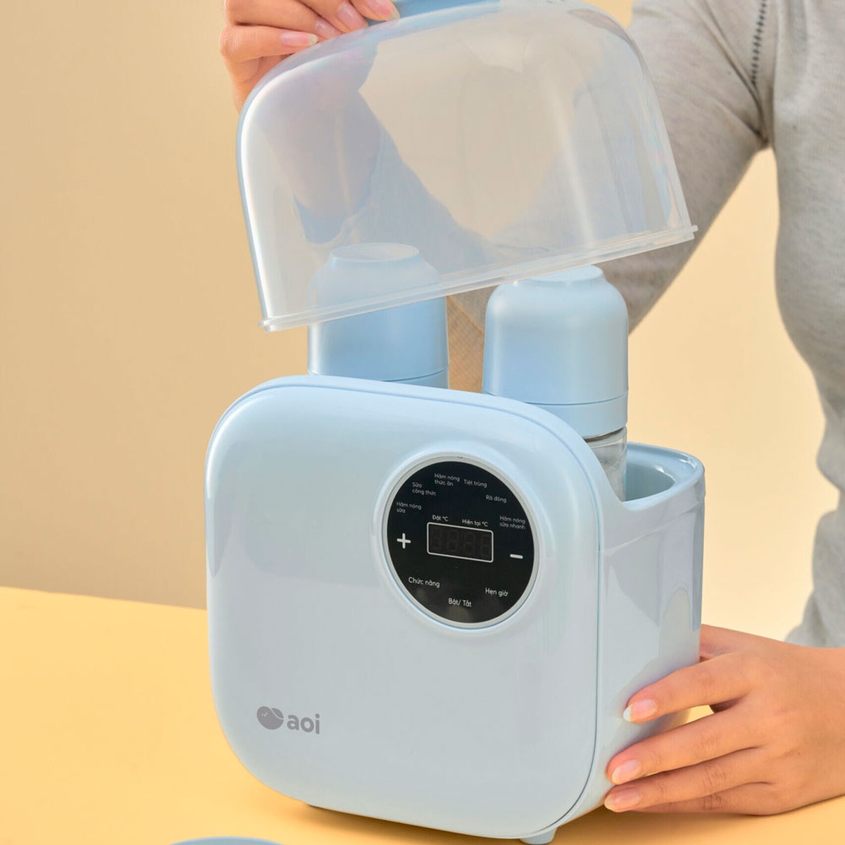 Máy hâm sữa tiệt trùng Aoi Cube - mặt sau