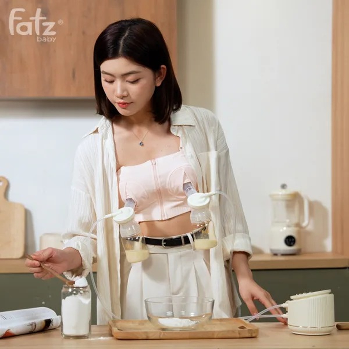 Máy hút sữa điện đôi Resonance 11 Plus FB1230BT - góc nghiêng
