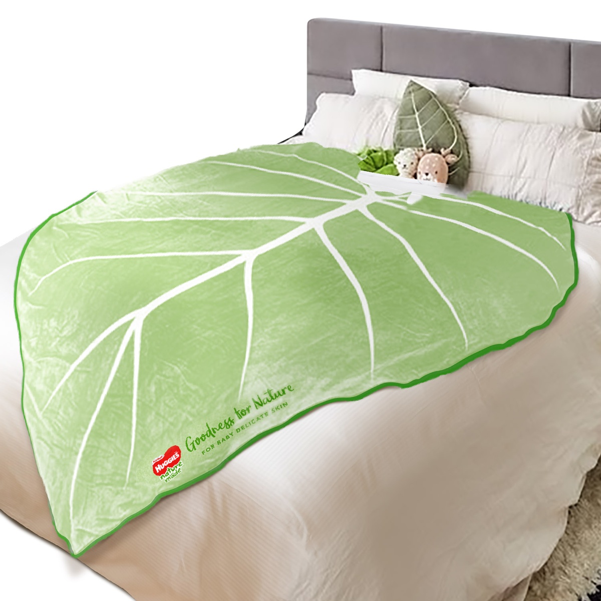 Mền chiếc lá Huggies (Khuyến mãi không bán)