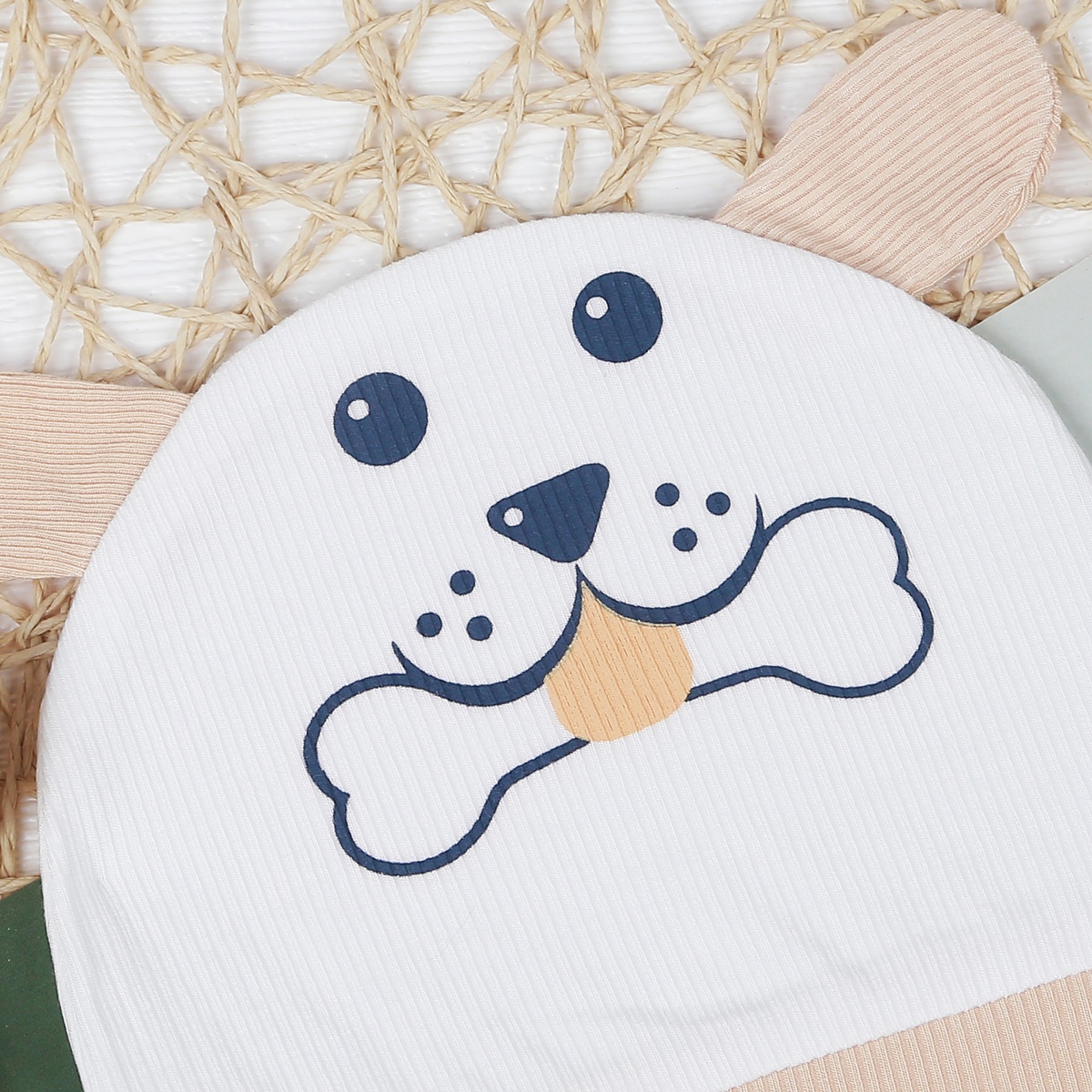 Mũ sơ sinh kẻ tăm KidsPlaza hình chó ND22T (Trắng be) - mặt trái