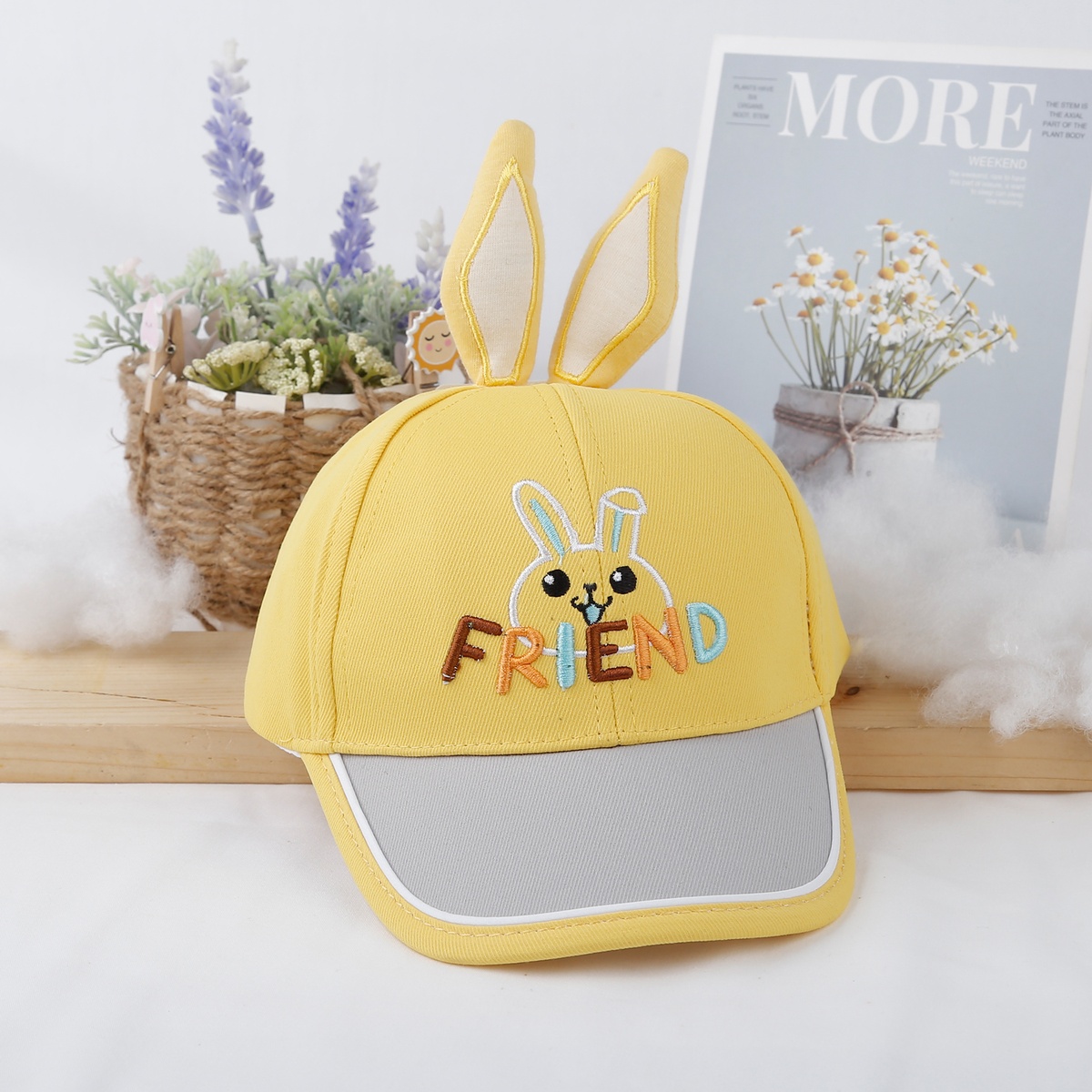 Mũ lưỡi trai thời trang KidsPlaza tai thỏ Friend 23K-H14 s50 (Vàng)