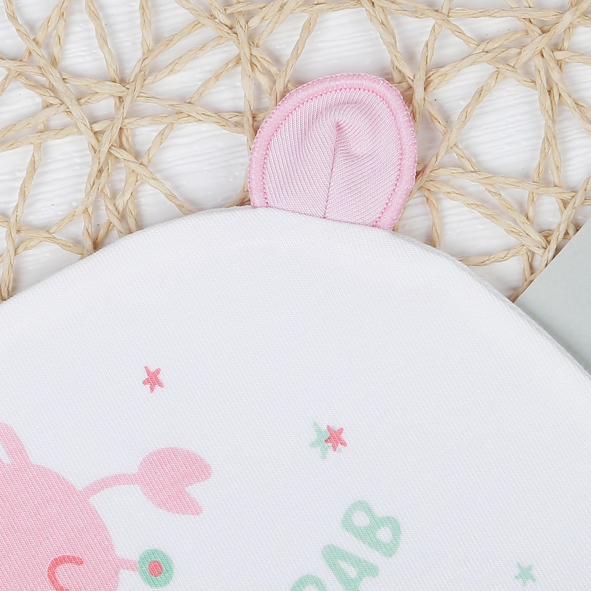 Mũ sơ sinh Otis bé gái in crab KidsPlaza ND22T (Trắng hồng) - mặt phải