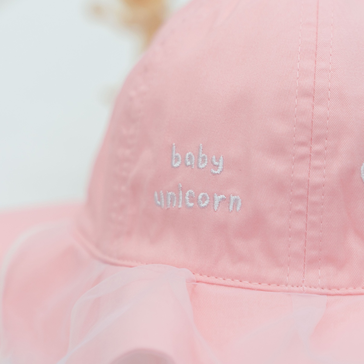 Mũ vành bé gái phủ voan Kidsplaza thêu kỳ lân DN26 (Hồng) - mặt phải