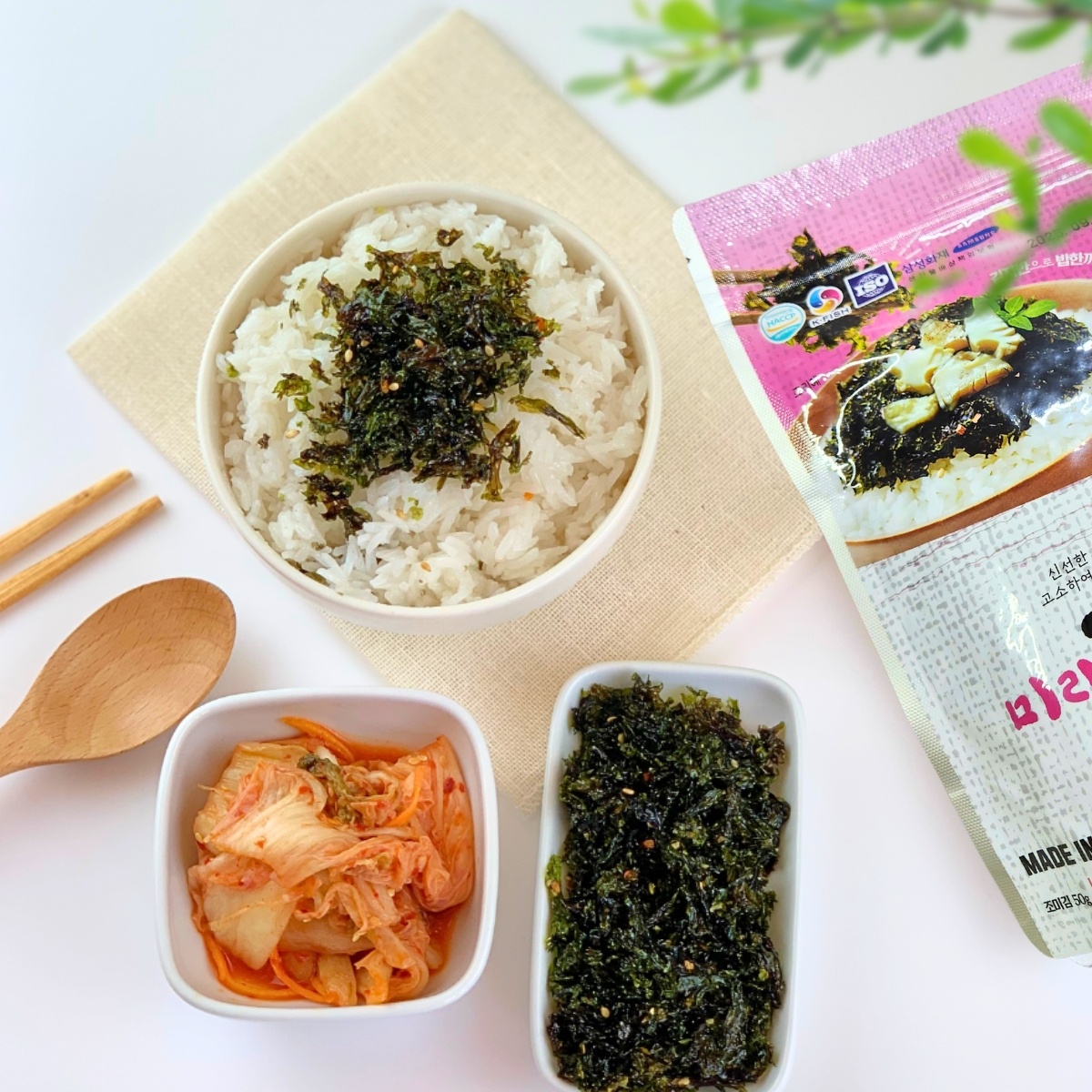 Rong biển rắc cơm Mirae vị bào ngư 50g cho bé 12M+ - góc nghiêng