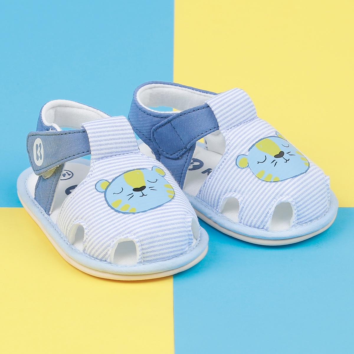 Dép sandal tập đi KidsPlaza 22K-S8 hình hổ xanh
