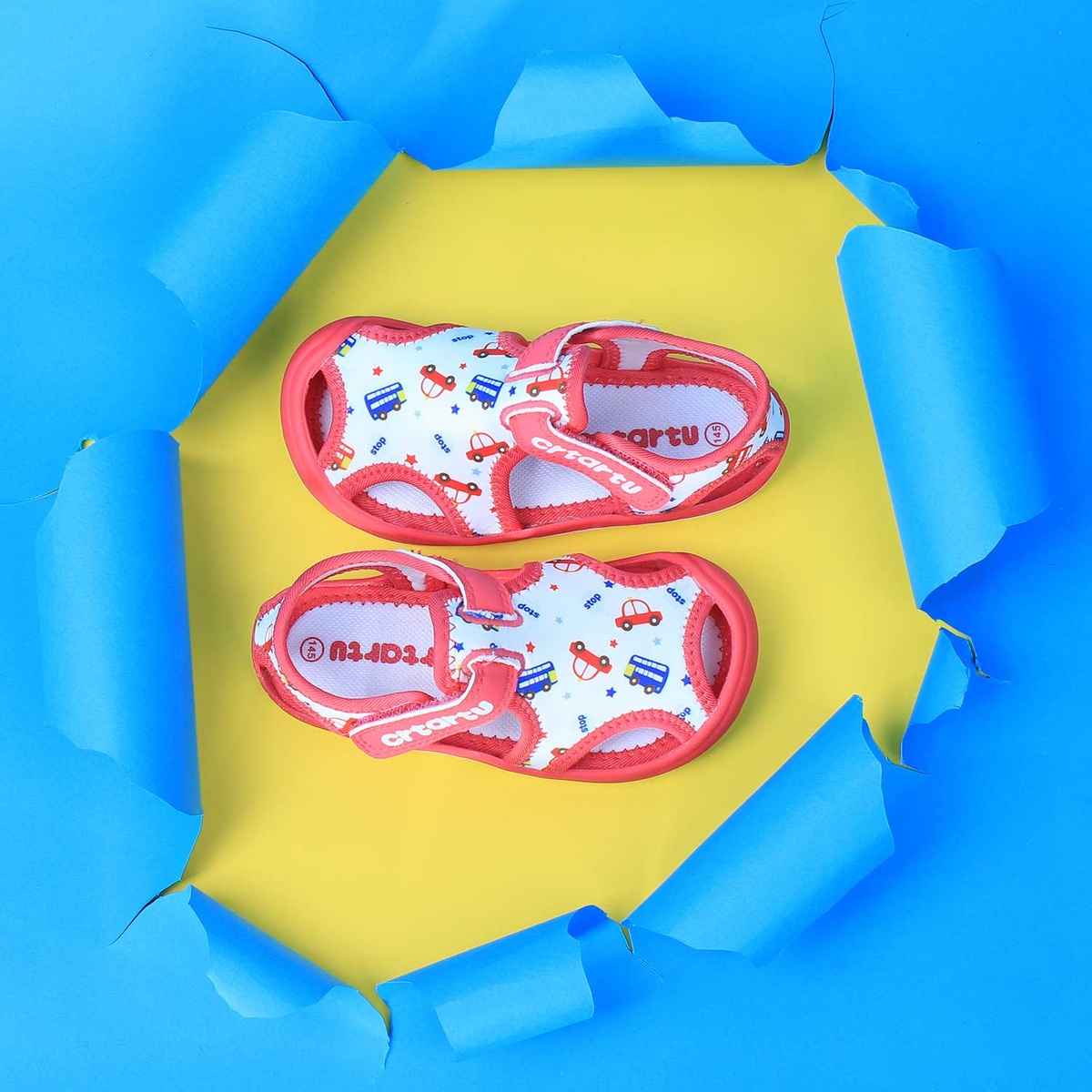 Sandal thời trang cho bé gái cao cấp Crtartu XBI1-P - mặt phải