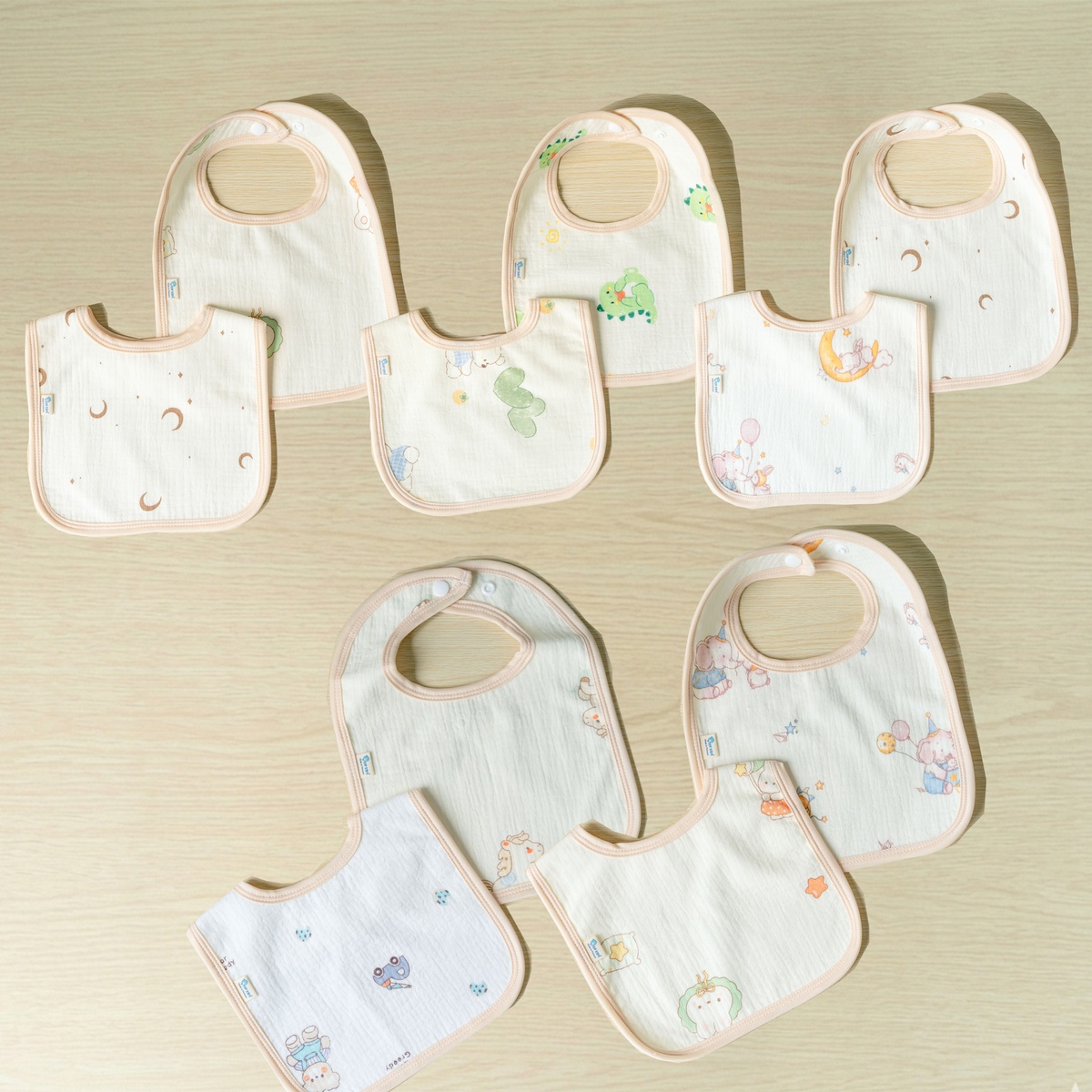 Set 2 yếm chống thấm nhiều hình Muslin AC25 (Mẫu ngẫu nhiên) - hình 6