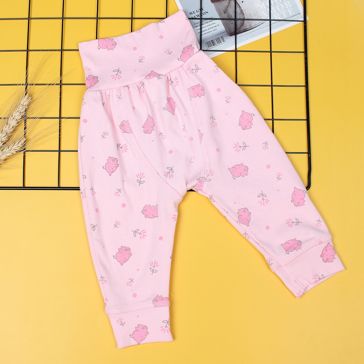 Set 2 quần cạp cao cho bé Mamago NĐ19 (Hồng) - góc nghiêng