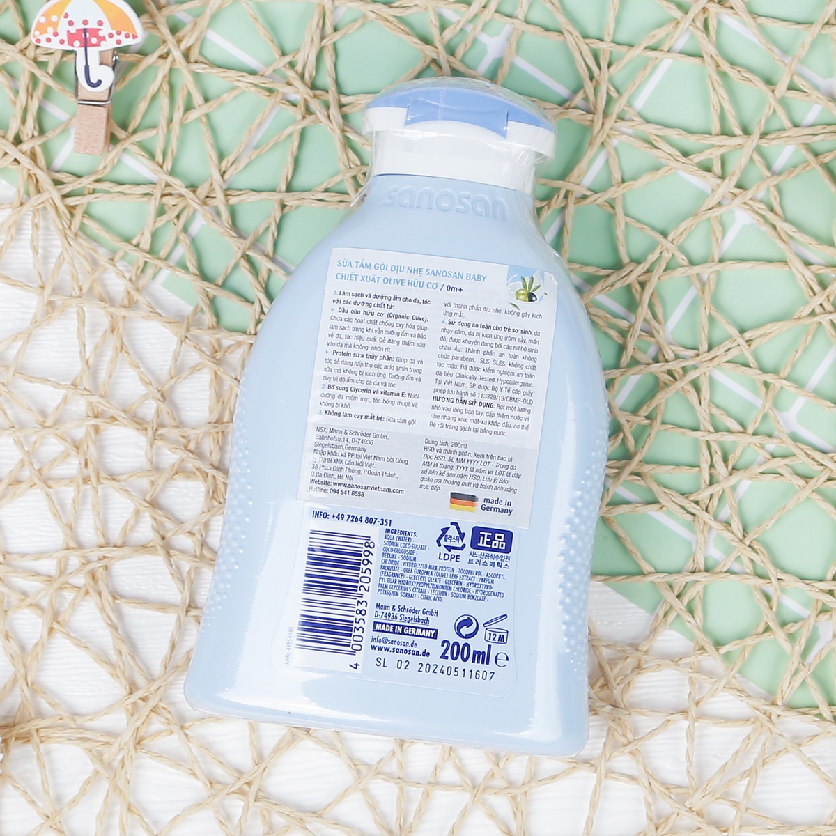 Sữa tắm gội Sanosan chiết xuất olive hữu cơ 200ml - mặt trái