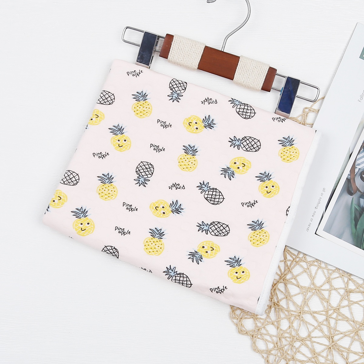 Tấm lót chống thấm AC 22 58x72cm - mặt phải