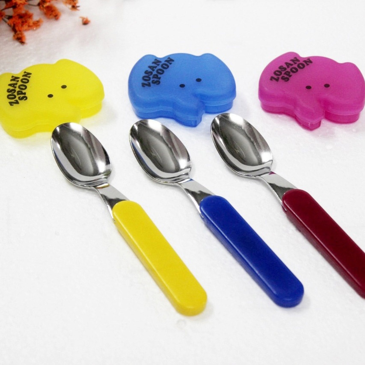 Thìa inox Konbini cho bé kèm hộp đựng hình thú (Màu ngẫu nhiên)