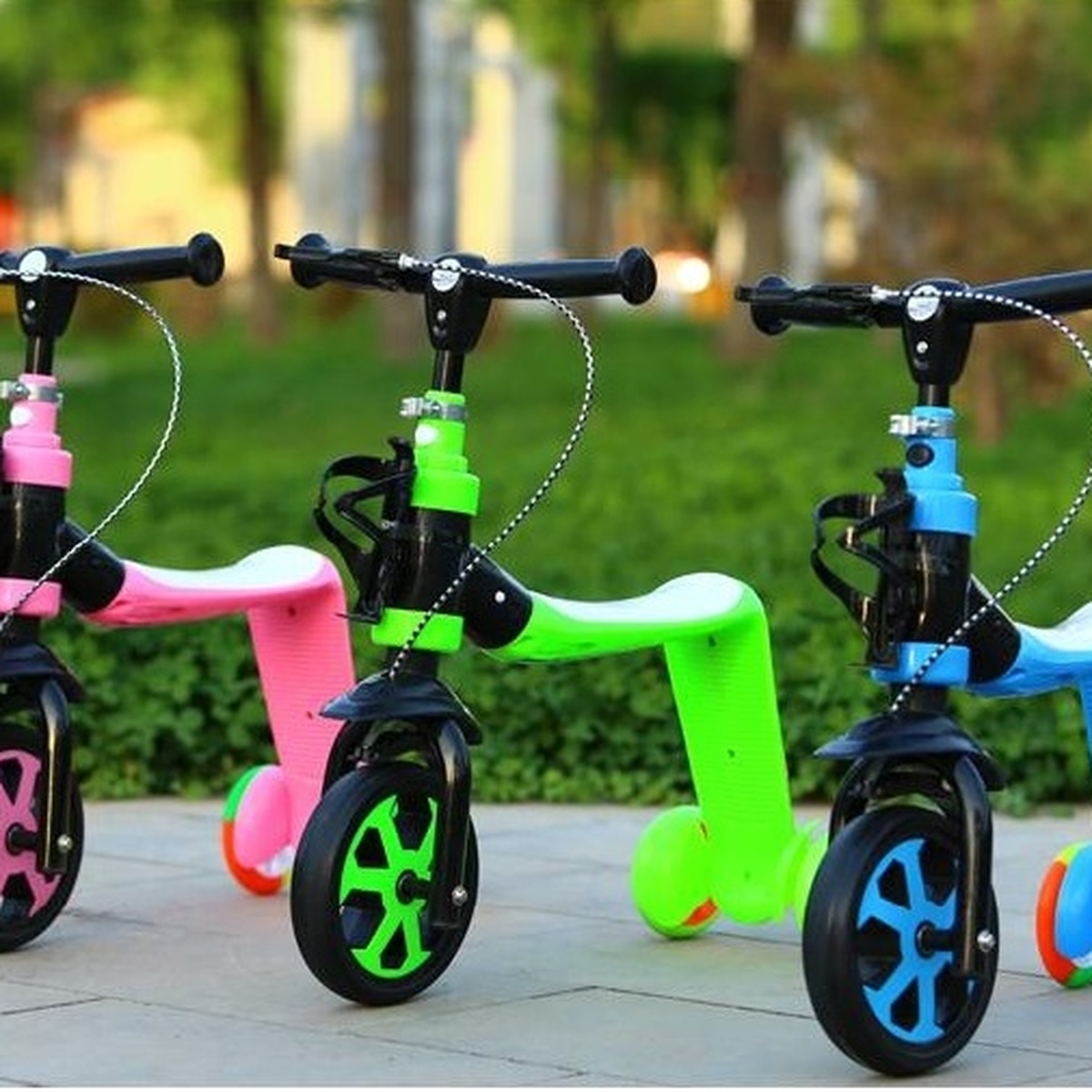 Xe trượt và xe chòi chân 2 in 1 Scooter BI218A - mặt sau