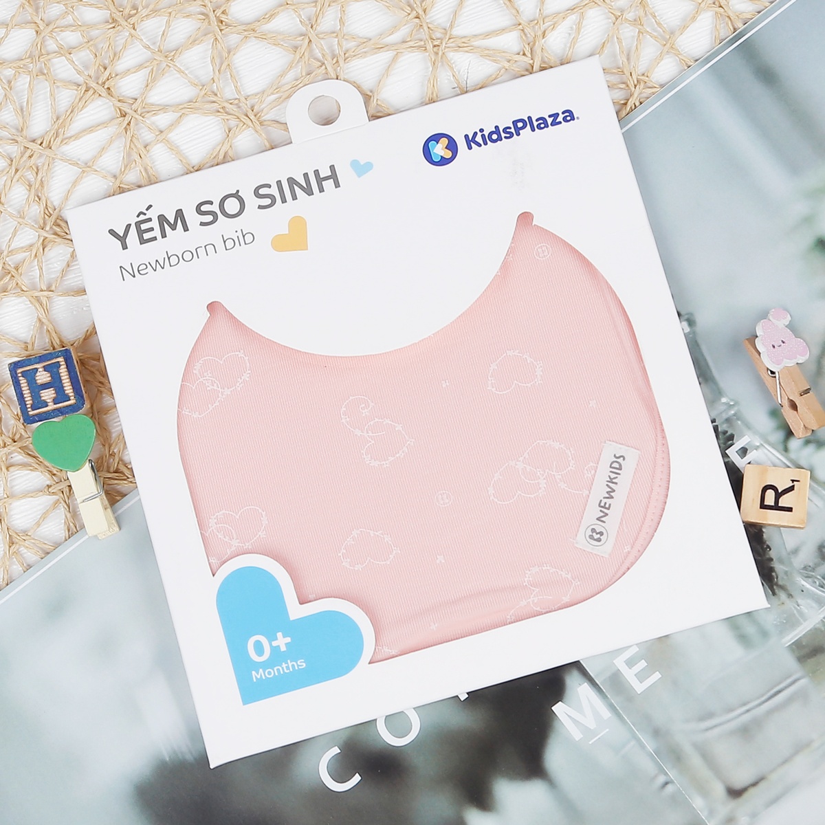 Yếm tròn bé gái Otis hồng KidsPlaza ND22T